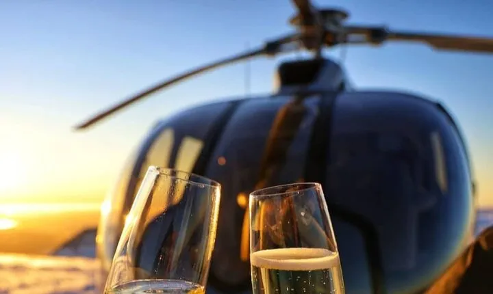 Helicopter Tour on Lake Como with Stop for Aperitif