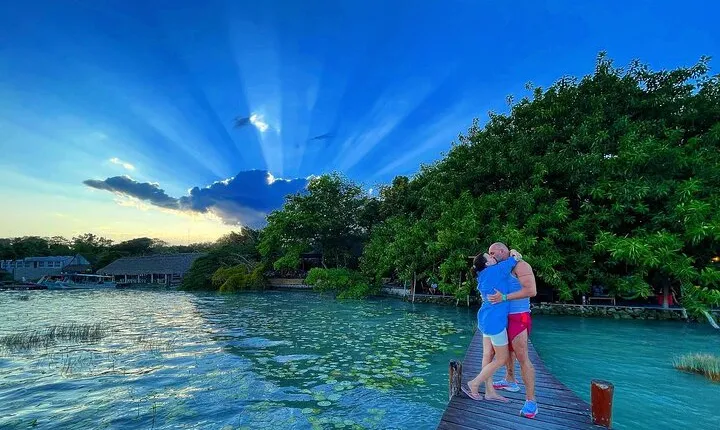 Seven Colours Bacalar Lagoon with Pontoon Ride only from Tulum