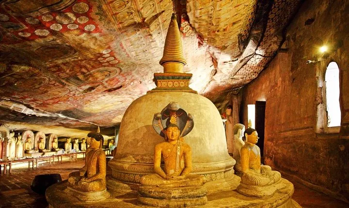 Pidurangala, Ibbankatuwa and Dambulla, Budget Tour from Colombo