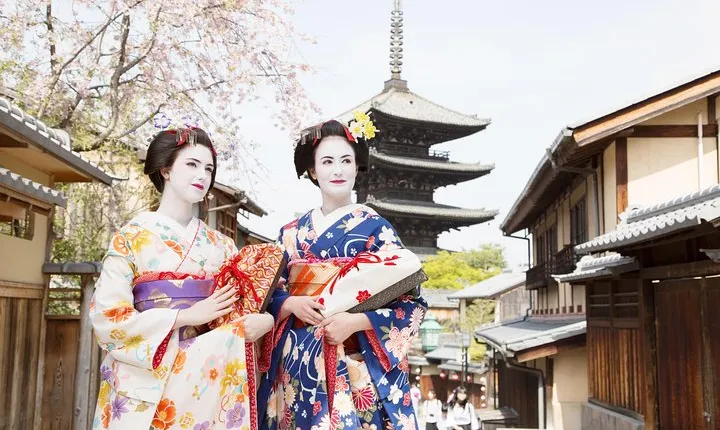 Kyoto Kiyomizudera Temple : Maiko Strolling plan