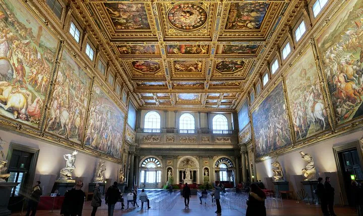 Discover Palazzo Vecchio a Private Museum Tour in Florence