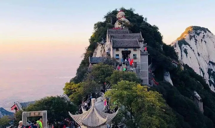 Xi'an Private Round Trip Transfer to Mount Huashan