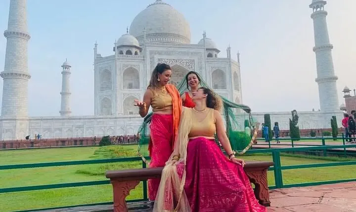 All Inclusive Same Day Trip to Taj Mahal and Agra Fort from Delhi