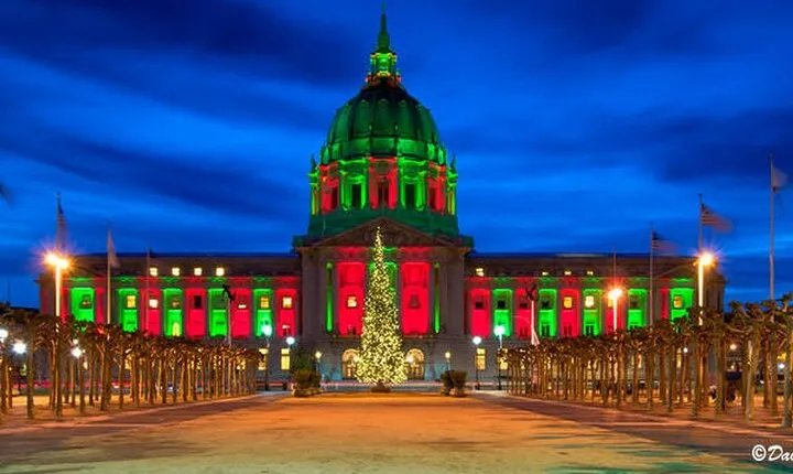 San Francisco Holiday Lights Tour with Ghirardelli Hot Chocolate