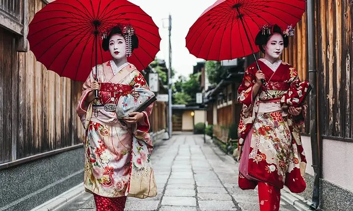 Kyoto Gion: Geisha Culture & History Walking Tour