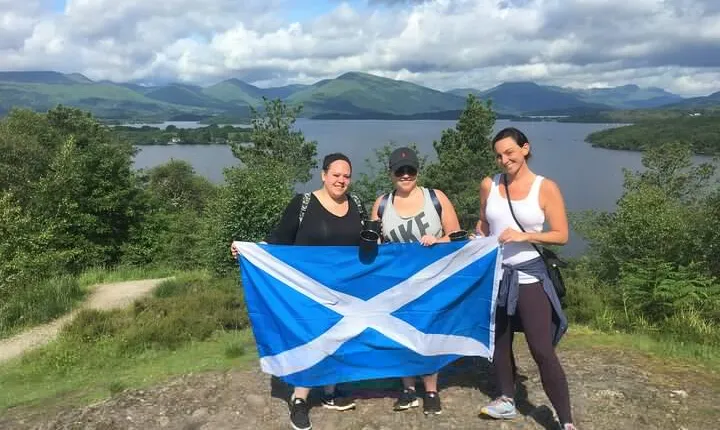 Stirling Castle, Loch Lomond Walk & Whisky Distillery Tour from Glasgow