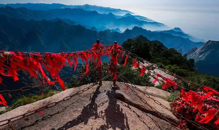 Private Day Trip to Mount Hua from Xi'an with English Driver