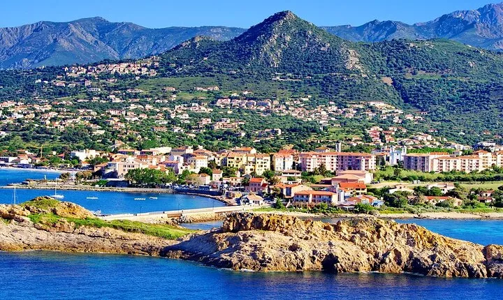 Discovery of the Ile Rousse and Wine Tasting From Calvi