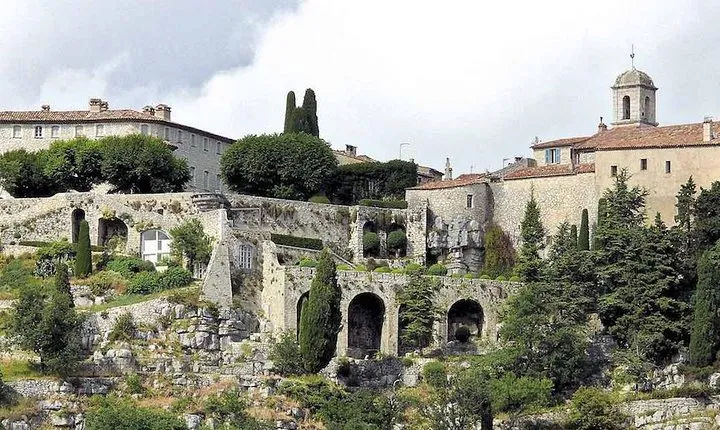 Small Group Full-Day Trip to Medieval French Riviera Villages from Nice