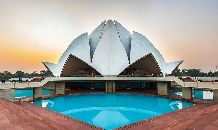 4-Hour Indian Temple Private Tour at Old Delhi