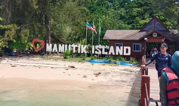 Mamutik + Sapi Island SnorkelingTrip from Kota Kinabalu