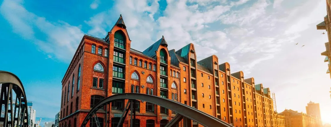 Hamburg 90-minute walking tour with a local