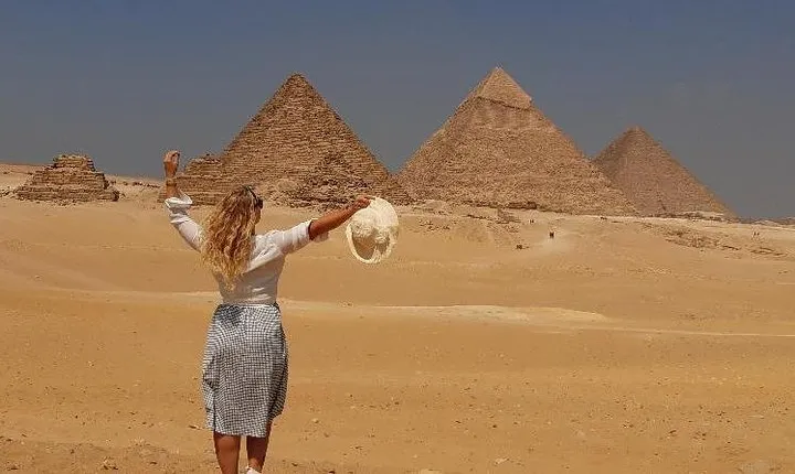Private All INC-Giza Pyramids,Camel Ride(1 Hour) Sakkara,Memphis,Dahshour& Lunch