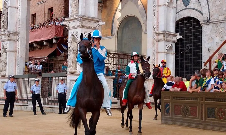 PRIVATE Full-Day Siena, San Gimignano and Chianti from Florence