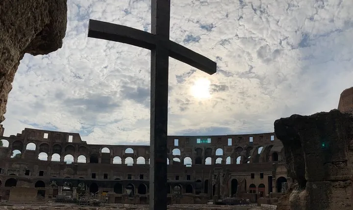 Rome: Colosseum, Palatine Hill and Roman Forum Tour