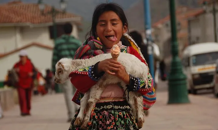 Sacred Valley to Machu Picchu Superior