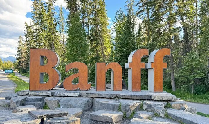 Calgary Downtown to Banff via Canmore Shared Shuttle