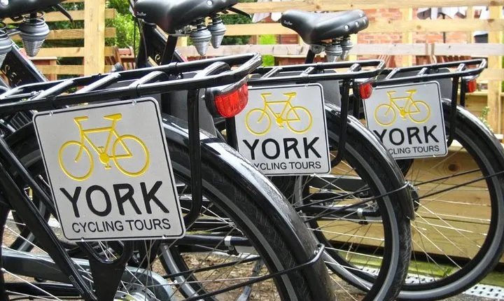 Guided Bike Tour in York