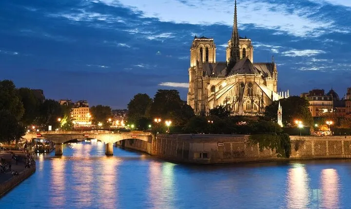 "Bistrot" cruise 2h on the Seine