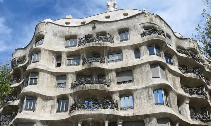 Casa Milà Tour Explore Gaudí Iconic La Pedrera Masterpiece