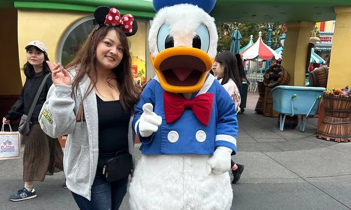 Private transportation from San Diego to Disneyland roundtrip