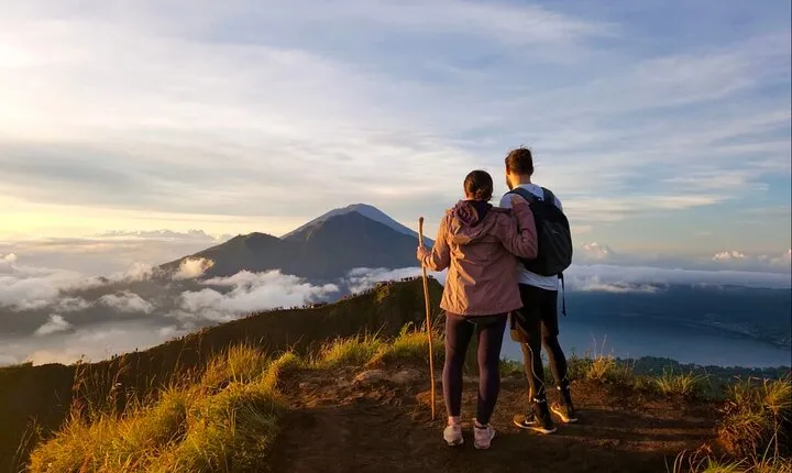 Mount Batur Volcano - Sunrise Trekking Tour with Breakfast