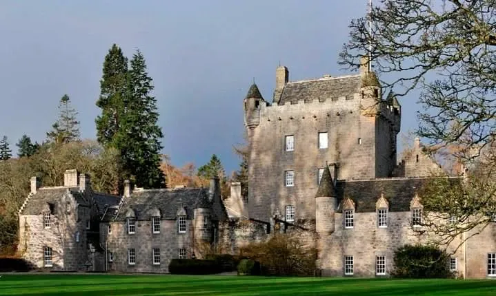 Cawdor Castle, Inverness, Culloden, Outlander and Loch Ness Tour