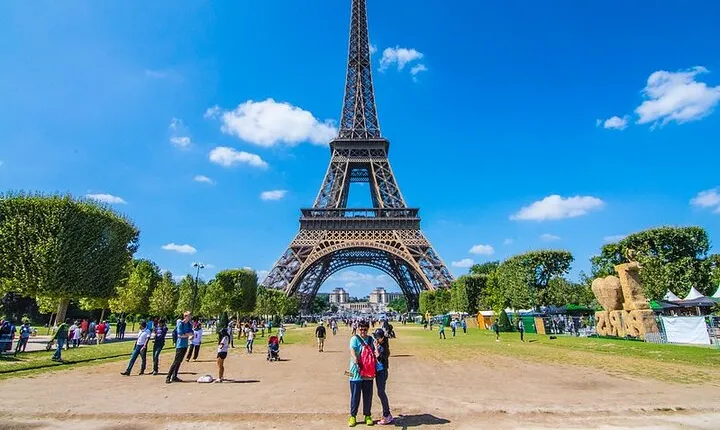 Private tourist guide in Paris! Book your official guide!