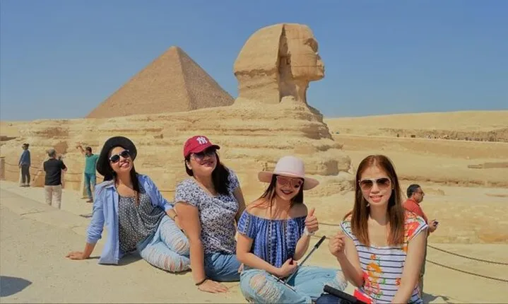 Private Tour Giza Pyramids, Memphis, Sakkara Pyramids With Lunch