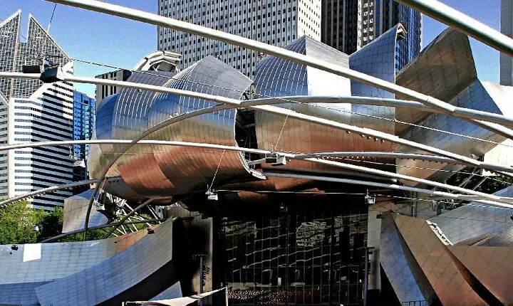 Welcome to Chicago: Private Half-Day Tour with 360 Observation Deck
