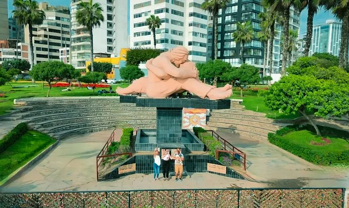 2-Hour Private Tour of Miraflores with Drone Video Included