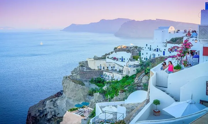 8-Day Tour of Athens, Paros, Santorini and Mykonos