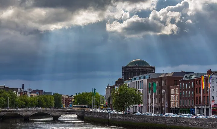 A Self Guided Celtric Discovery of Dublins Hidden Lore
