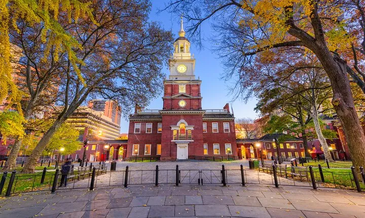 Philadelphia Highlights Day Tour from NYC