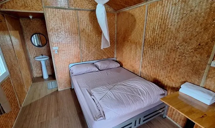 Elephant Observation Tour in Chiang Mai 2 Days & 1 Night Stay