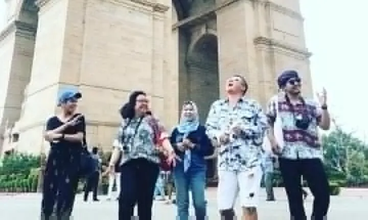 Delhi: Old & New Delhi full Day Private tour with Guided Tour
