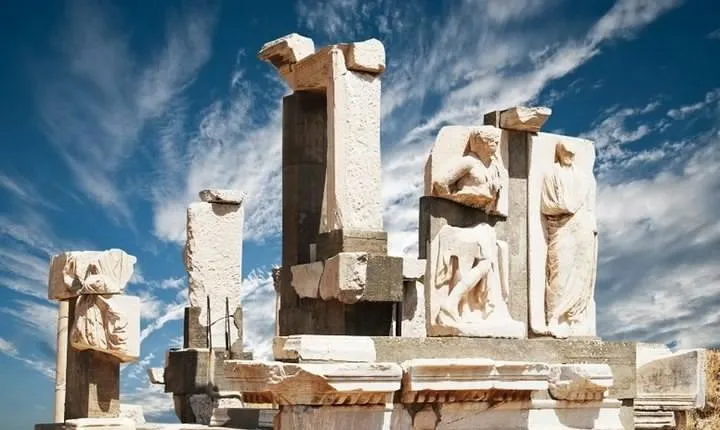 Kusadasi Shore Excursion: Ephesus Sightseeing Tour with Lunch
