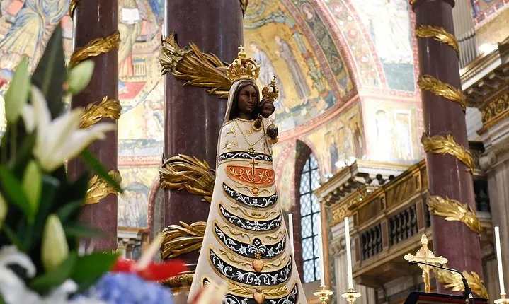 Loreto "Shrine of the Holy House of the Virgin Mary" Private Tour from Rome