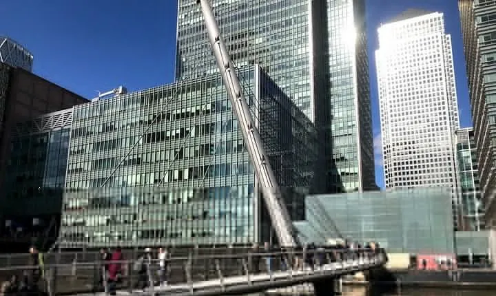 London City Airport Private Transfers to/from London (Postcode SW5 to SW11)