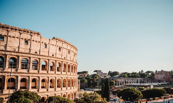 Rome in a Nutshell Private Driving Tour