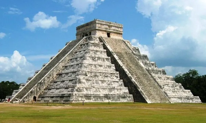 Chichen Itza the Original Tour from Cancun and Riviera Maya