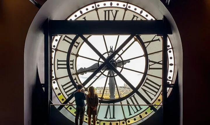 Paris Louvre and Orsay Museums Masterpieces Private Day Tour