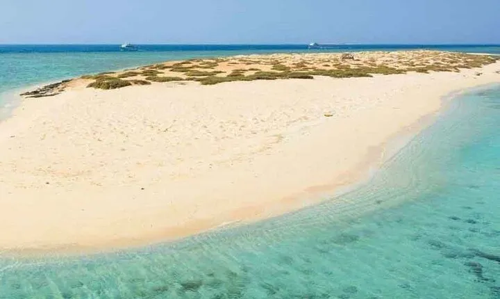 Hamata & Qulaan Islands full day Snorkeling with Lunch- El Quseir