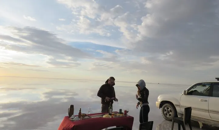Visit to Uyuni Salt Flats from Sucre by Bus