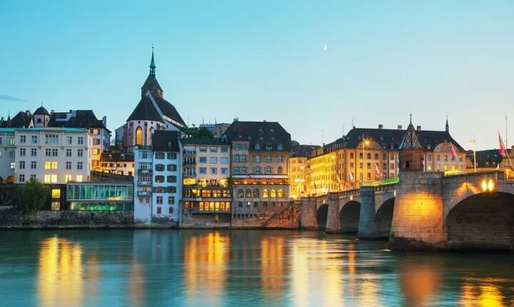 Basel Old Town Walking Tour With A Guide 