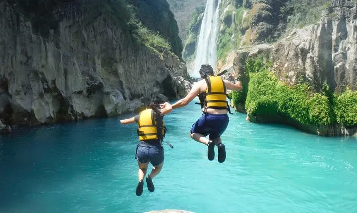 Tamul Waterfall Tour (Canoe ride)