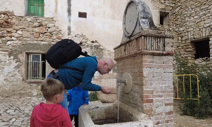 Full-Day Tour in Bocairent Caves and Xativa Castles 
