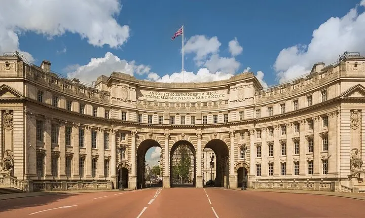 London's 30+ Iconic Sights In a Day Tour