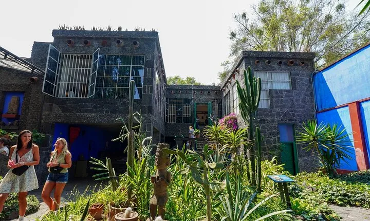 Self-Guided (Coyoacan) & Frida Kahlo Museum Ticket