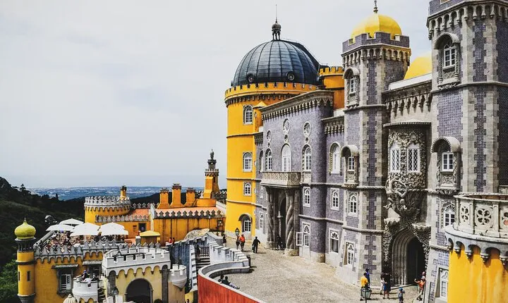Private Full-Day Sintra Trip from Lisbon with Wine Tasting and Hotel Pick-Up